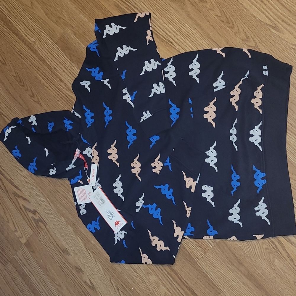 New authentic Kappa hoody size L...SMOKIN' HOT